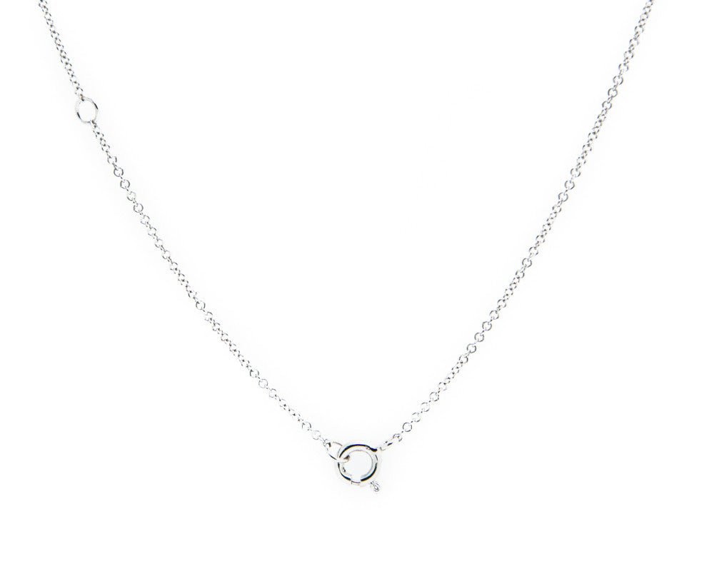 cindy-white-gold-cushion-pendant-0002-web_c81e7490-95ef-40bf-a42f-877c9516c687-1.jpg